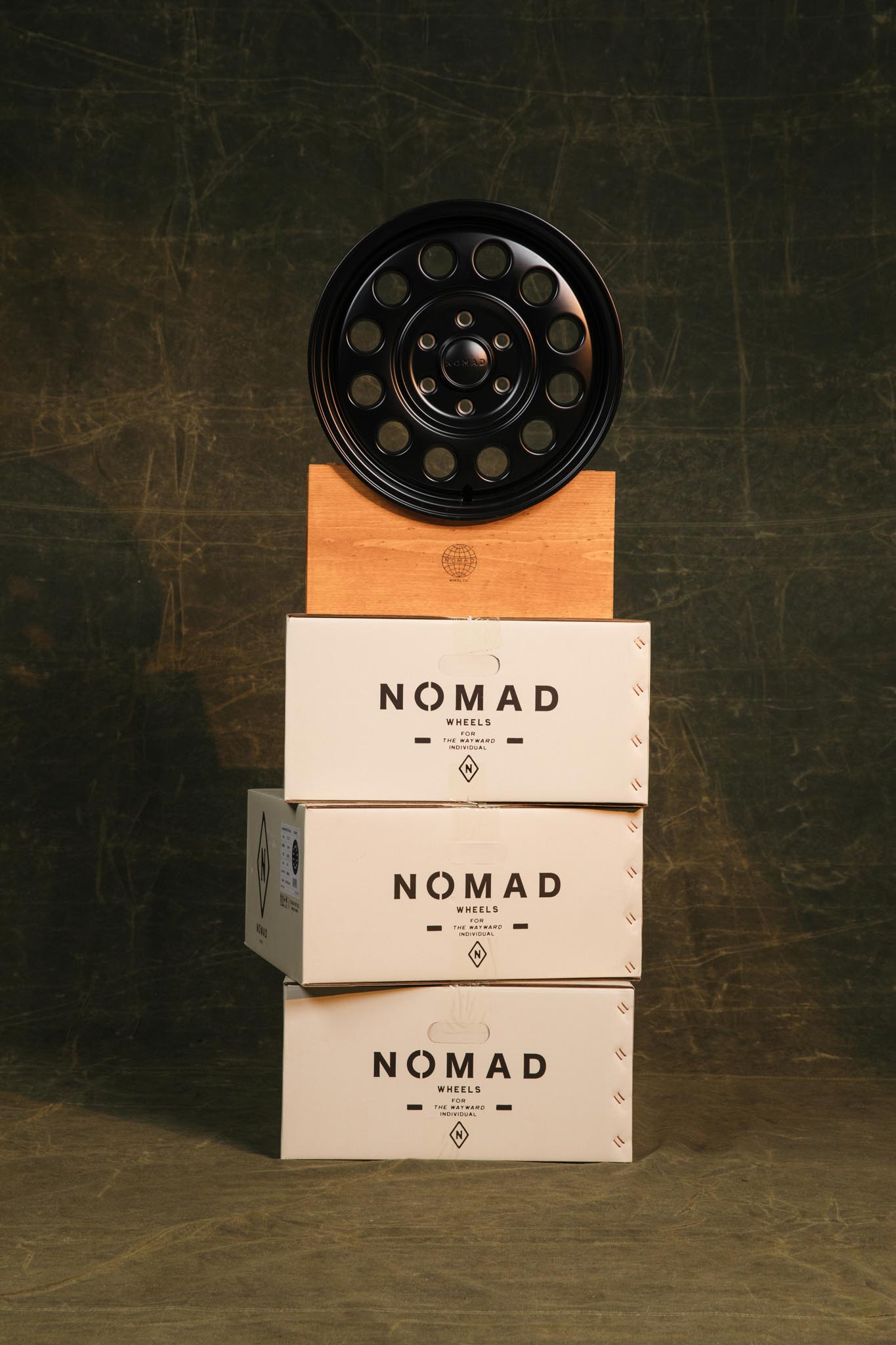 NOMAD Wheels CONVOY-17X8.5-0-BLACK